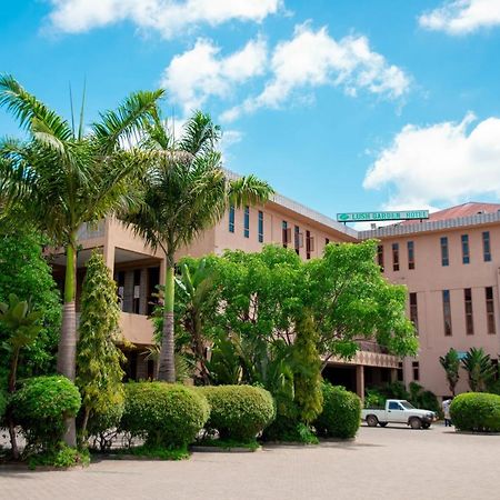Lush Garden Hotel Αρούσα Εξωτερικό φωτογραφία